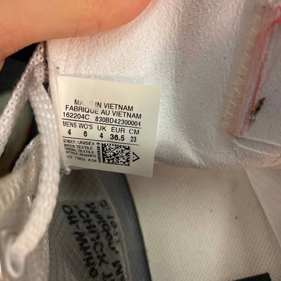 Off White Converse - Picture 5 of 8